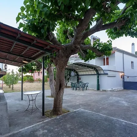 Vachlas Family House 1912 Balcony Nature * Agios Vlasios (Evia)